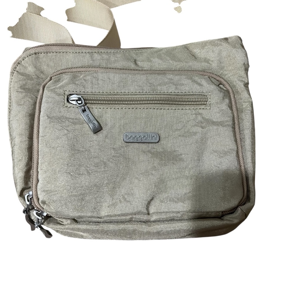 Baggallini Organizer‎ Bag Crossbody Messenger Multi Pockets Beige Designer EUC